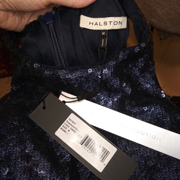 Halston Evening Sexy Bodycon Style Navy Sequinned Cocktail Dress - Picture 8 of 11